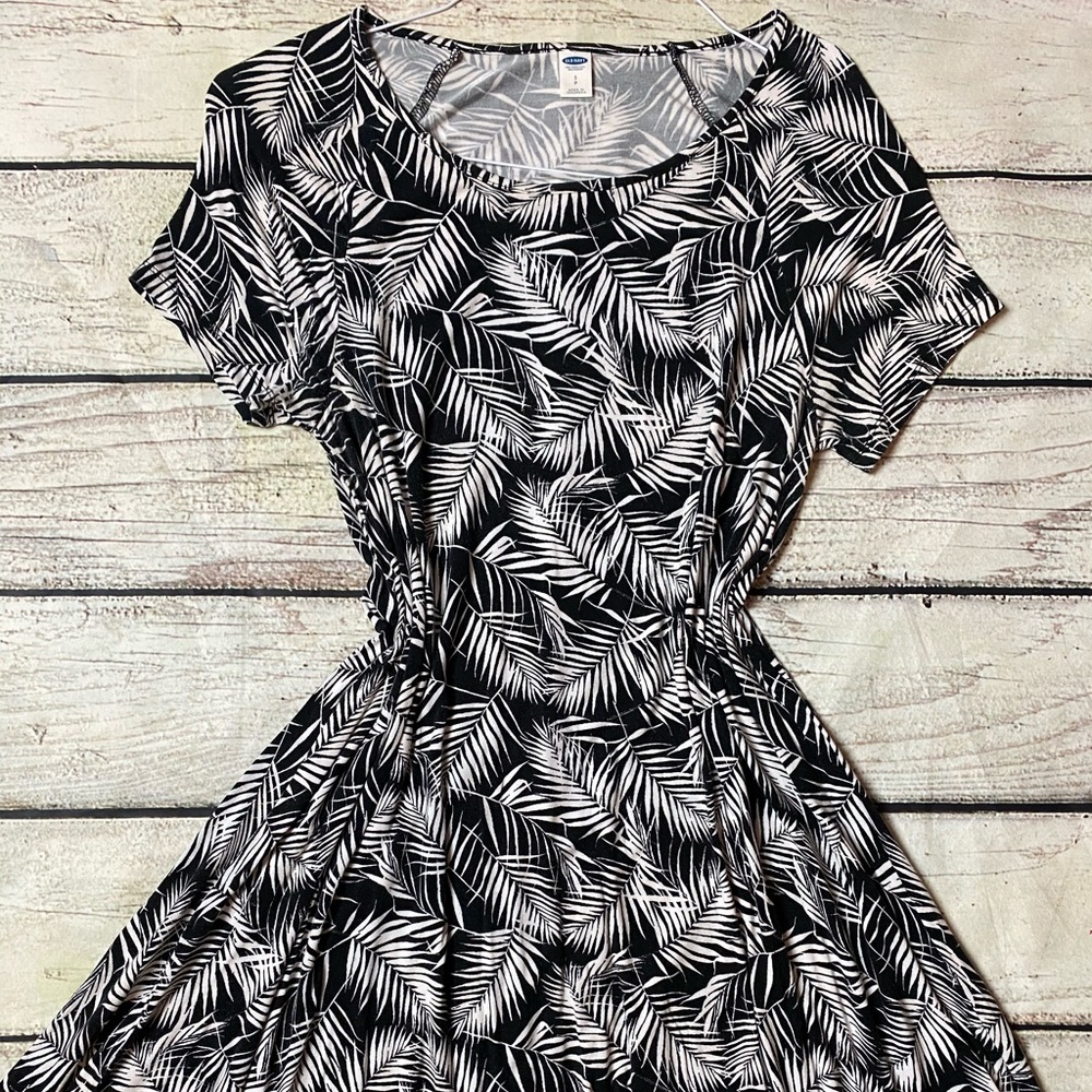Old Navy Swing Dress-Size SMALL